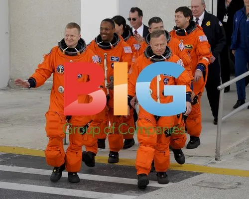 NASA Crew Departs for Space Shuttle Discovery Launch