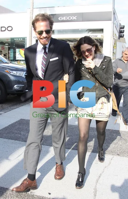Drew Barrymore and boyfriend Will Kopelman in Beverly Hills