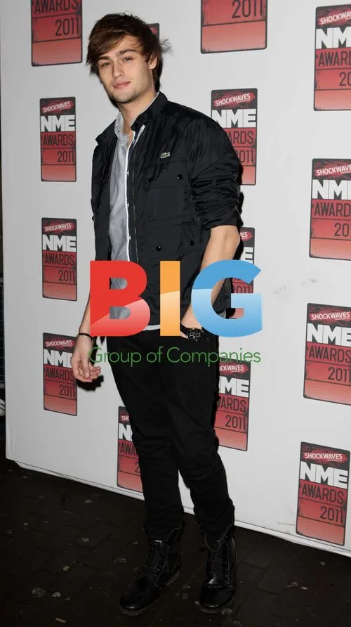 Douglas Booth at Shockwaves NME Awards 2011