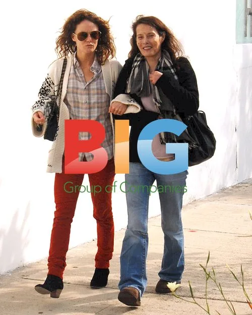 Vanessa Paradis Shopping in LA