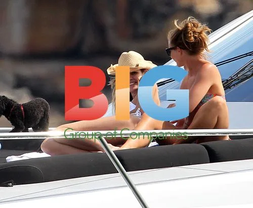 Elle Macpherson and Family on Yacht