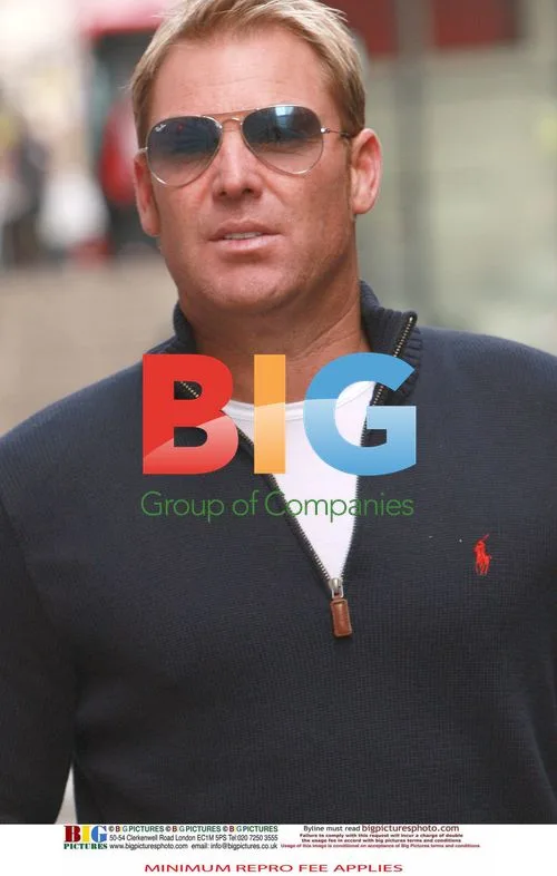 Shane Warne Visits HMV in London