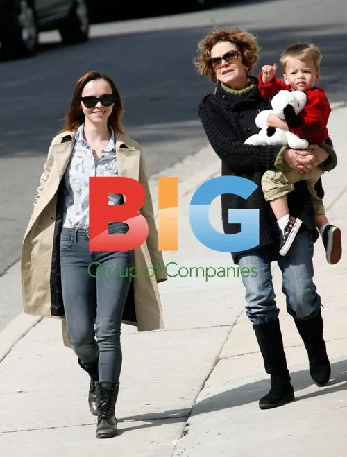 Christina Ricci and Friend Lunch in LA