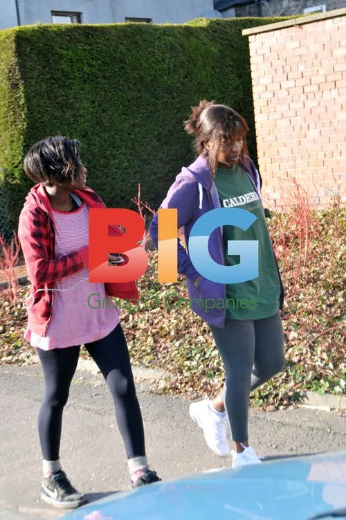 Gamu and Mother Strolling in England