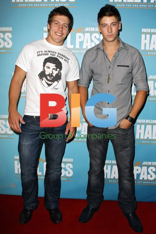 Steve Peacocke and Lincoln Younes at 'Hall Pass' Premiere