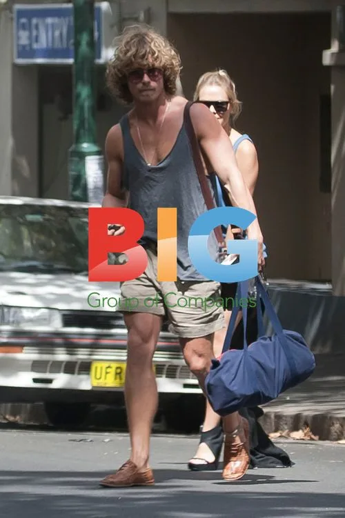 Lara Bingle Lunch in Kings Cross