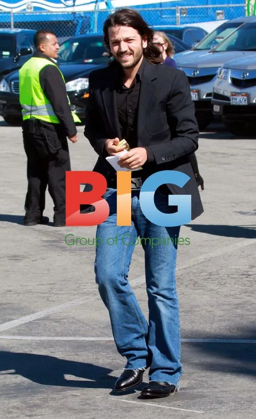 Diego Luna at Independent Spirit Awards