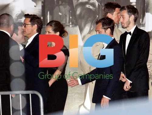 Robert Downey Jr and Jude Law at Vanity Fair Oscars Party