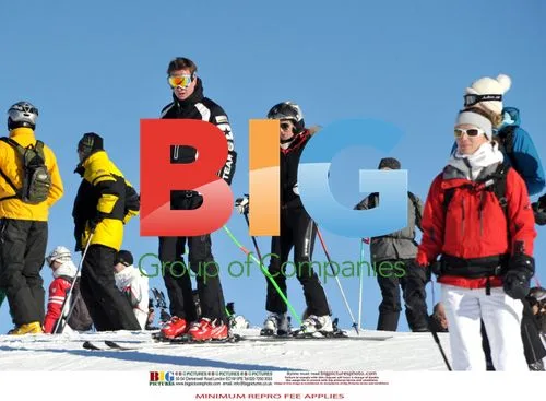 Geri Halliwell Skiing with Boyfriend