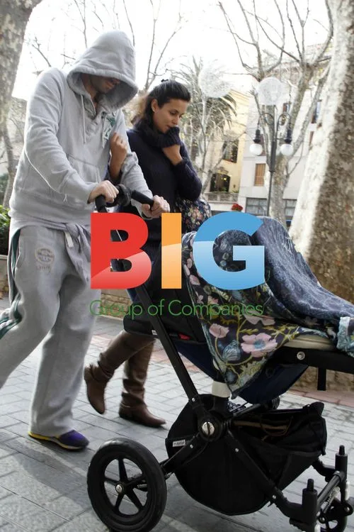 Joseph Fiennes and Family Vacation in Majorca
