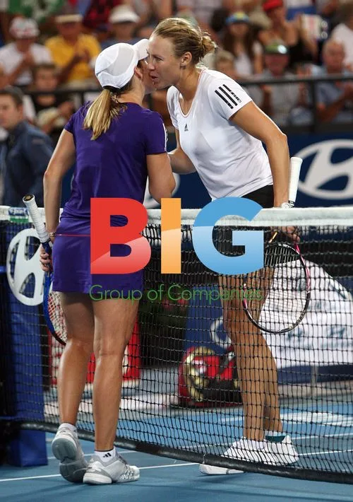 Hopman Cup Action: Henin vs Molik