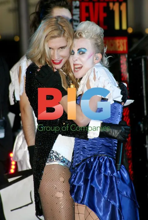 Kesha performs in Times Square on New Year's Eve 2011