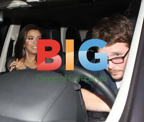 Eva Longoria and Kevin Connolly have dinner