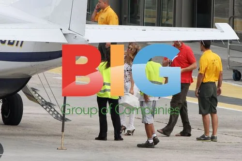 Fergie and Josh Duhamel leave vacation