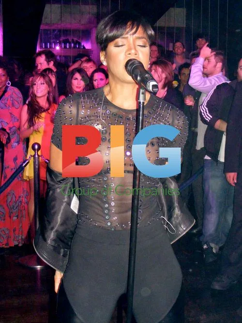 Kelly Rowland Performs in Las Vegas