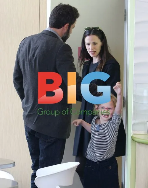 Ben Affleck and Jennifer Garner with daughter Violet