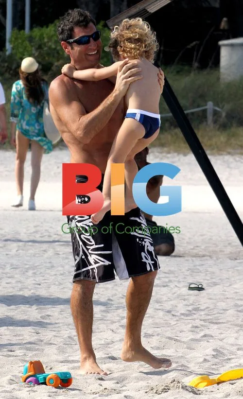 Enrico Papi and Family Beach Vacation