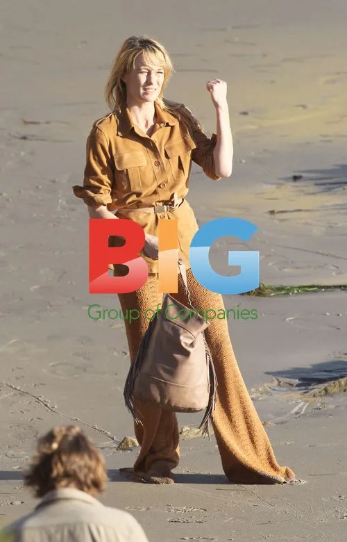 Robin Wright Penn's Photoshoot for Gerard Darel