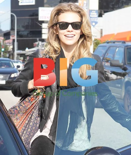 AnnaLynne McCord Running Errands in Westwood