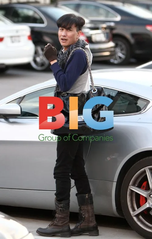 Bobby Trendy with Braces in Beverly Hills