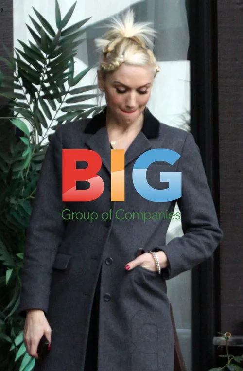 Gwen Stefani and Gavin Rosdale with son