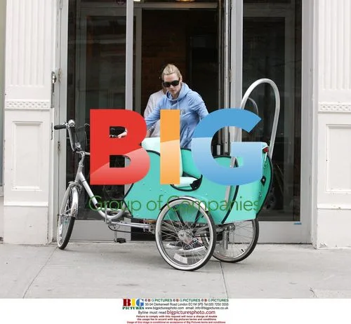 Kate Winslet on Tricycle with Kids