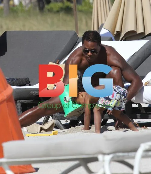 Patrick Kluivert and Family at Miami Beach