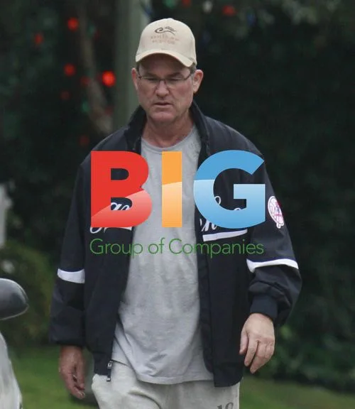 Kurt Russell Chills in Sweats in Beverly Hills