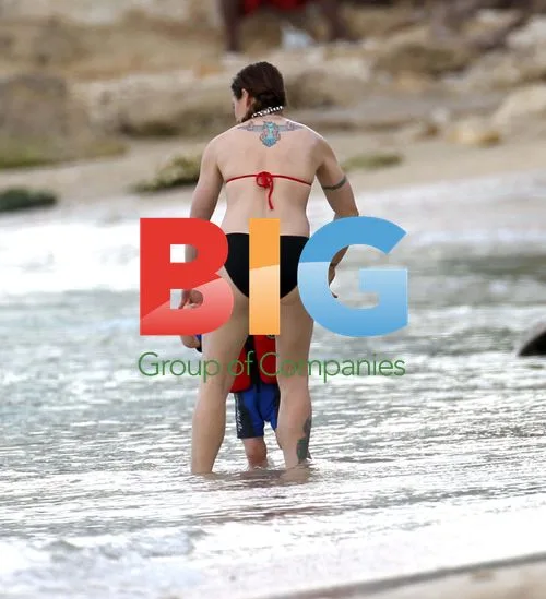 Mel C and Daughter on Barbados Beach