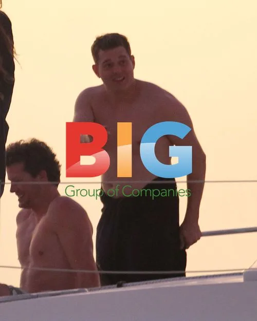 Michael Buble and Luisana Lopilato Sailing