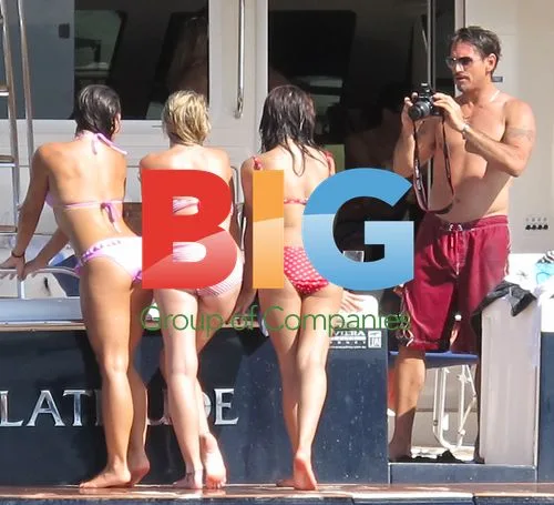 Justin Melvey enjoys boat outing in Sydney
