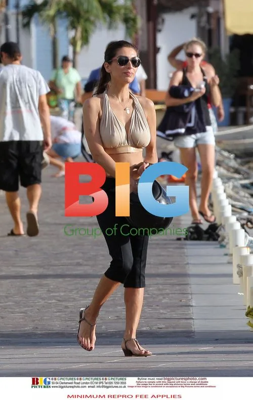 Simon Cowell and Mezhgan Hussainy on yacht