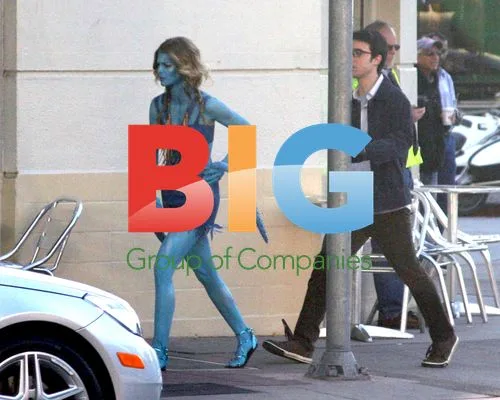 AnnaLynne McCord as Avatar on 90210 Set