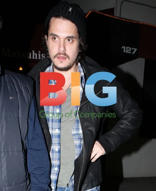 Jeff Ross and John Mayer have sushi at Matsuhisa
