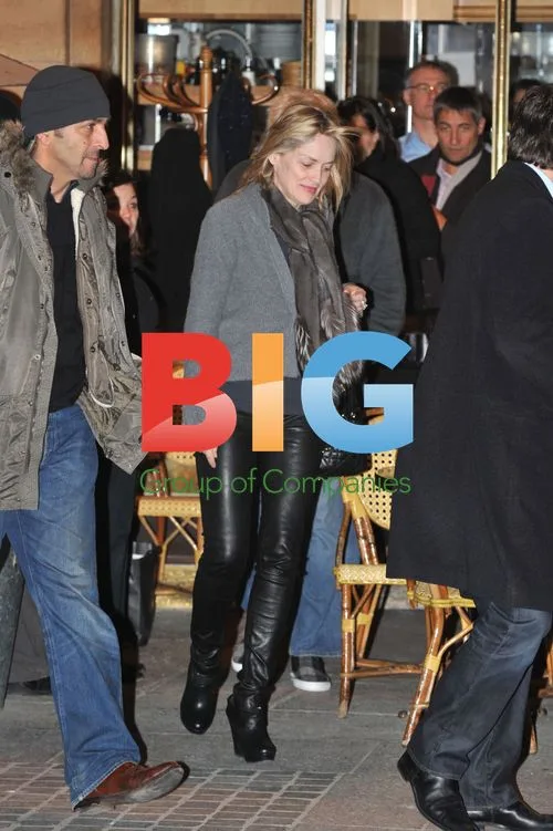 Sharon Stone Shopping in Paris