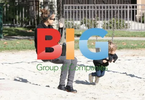 Jessica Alba and Family at Park