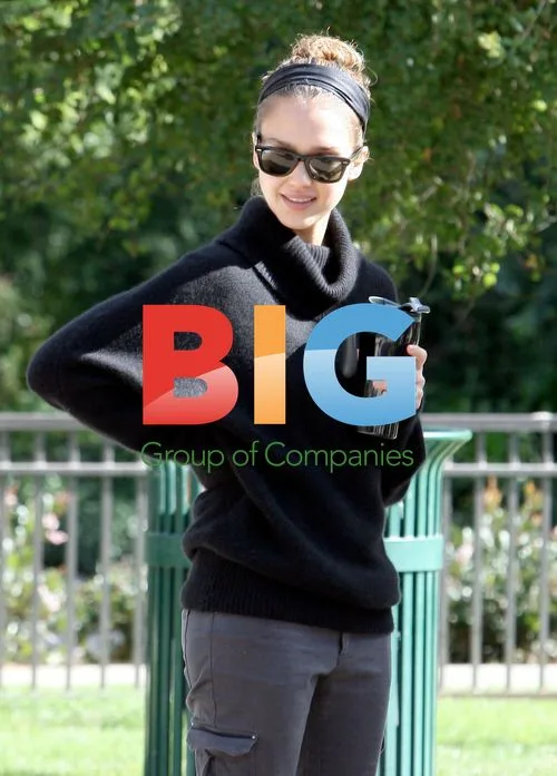 Jessica Alba and family at park