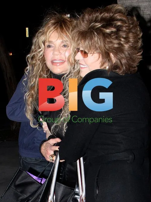 Jane Fonda and Dyan Cannon at Lakers Game