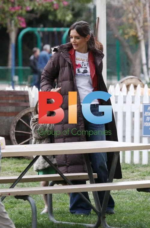Katie Holmes and Suri at Petting Zoo on "Jack and Jill" Set