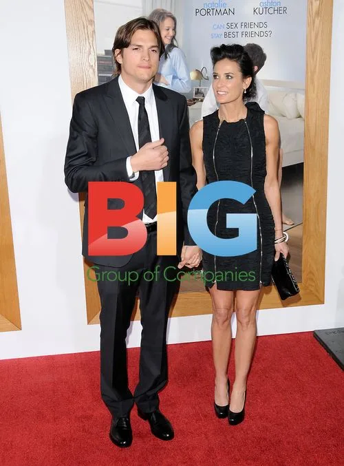 Demi Moore and Ashton Kutcher at 'No Strings Attached' Premiere