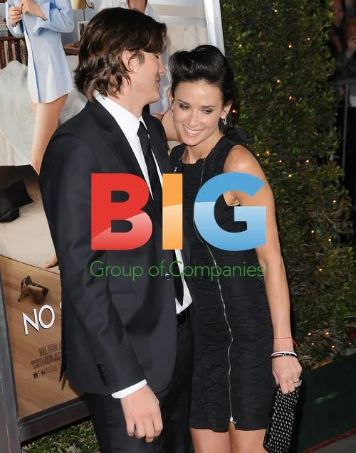 Demi Moore Kutcher and Ashton Kutcher at "No Strings Attached" Premiere
