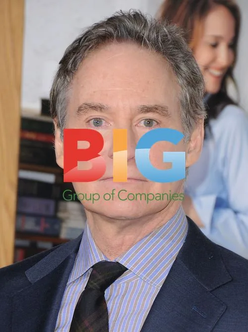 Kevin Kline at "No Strings Attached" Premiere