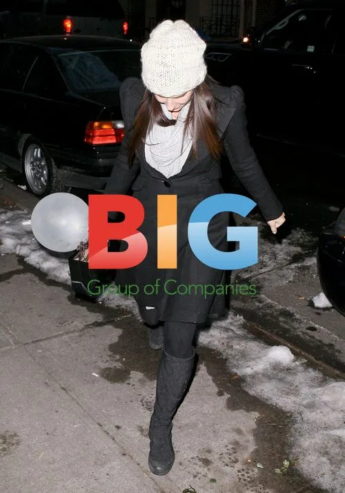 Sandra Bullock Returns Home