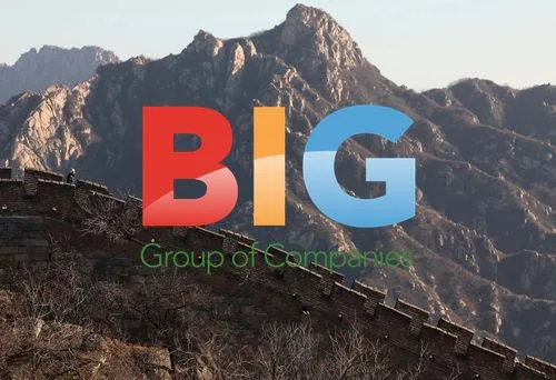 Tourists hiking Great Wall of China