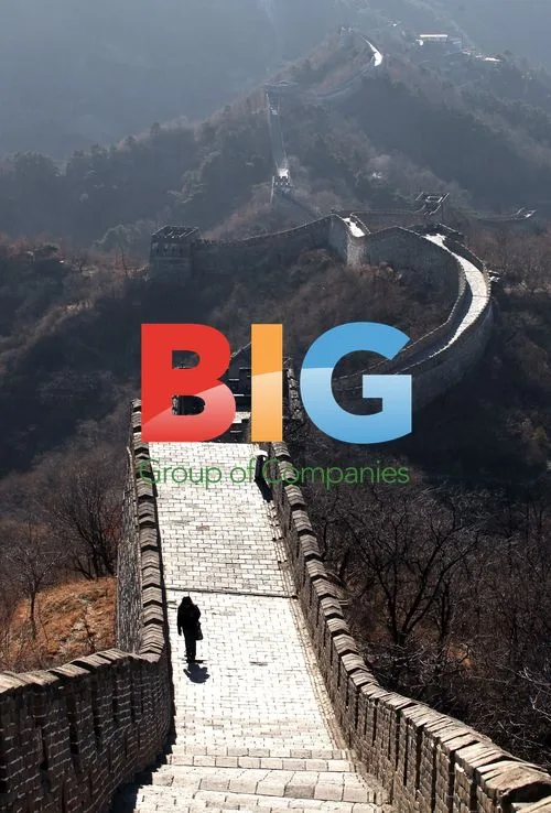 Tourists hike Great Wall of China