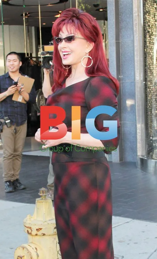 Naomi Judd Shopping in Beverly Hills