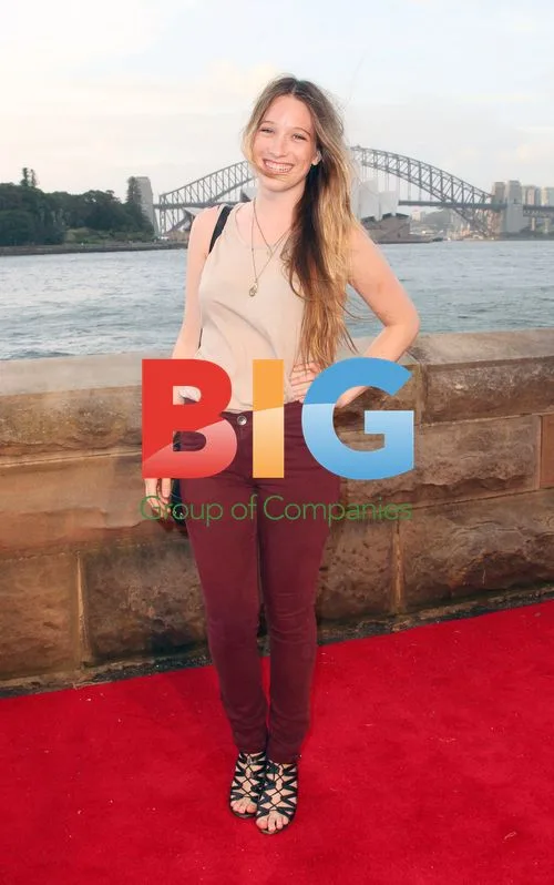 Sophie Lowe at Burlesque Premiere