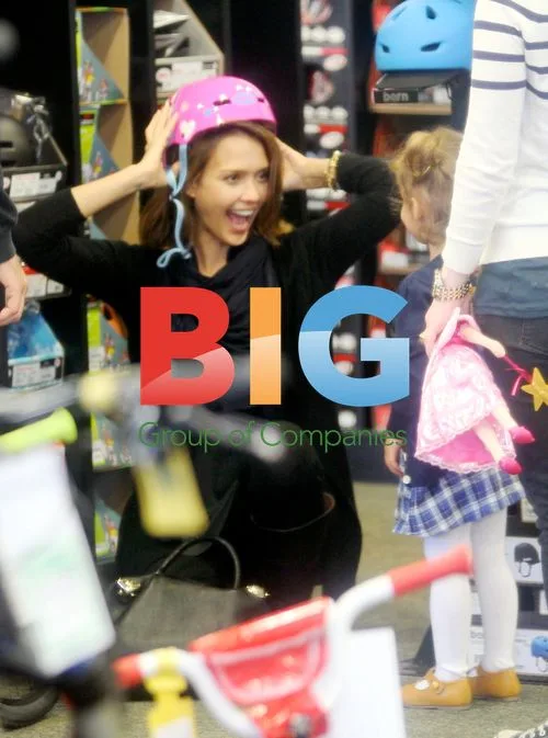 Jessica Alba and daughter Honor