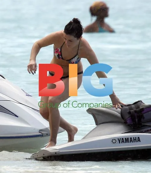 Lucie Jones on Caribbean Vacation