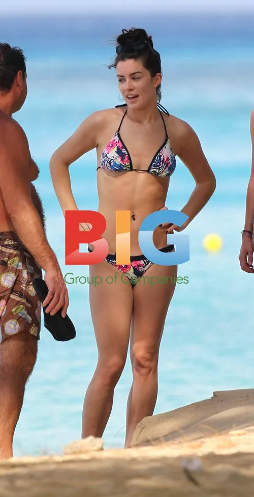 X-Factor Singer Lucie Jones on Caribbean Vacation